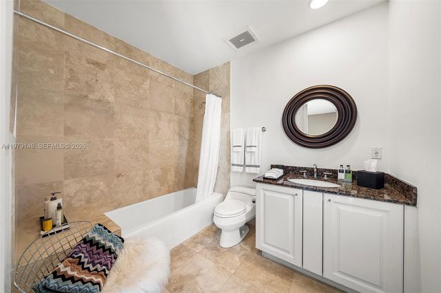 5801 Collins Ave 1600, Miami Beach, FL 33140