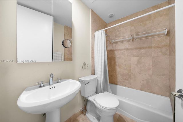 5801 Collins Ave 1600, Miami Beach, FL 33140