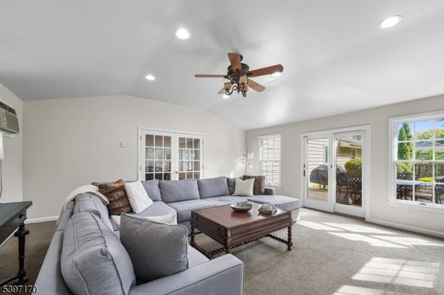 11 Merlin Pl, Montville Twp., NJ 07058