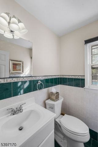 11 Merlin Pl, Montville Twp., NJ 07058