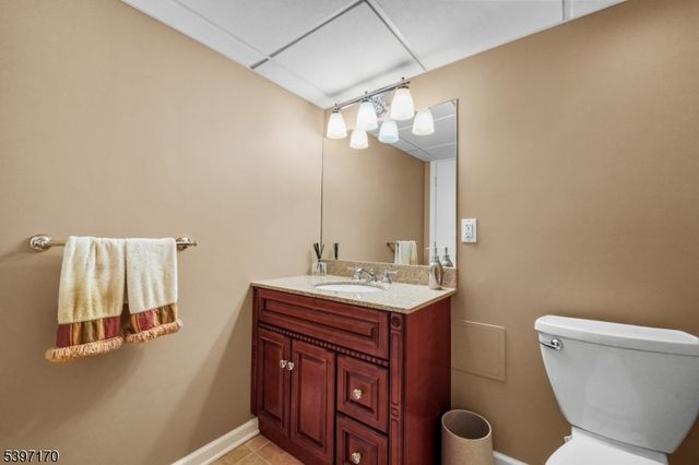 11 Merlin Pl, Montville Twp., NJ 07058