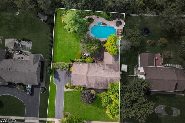 11 Merlin Pl, Montville Twp., NJ 07058