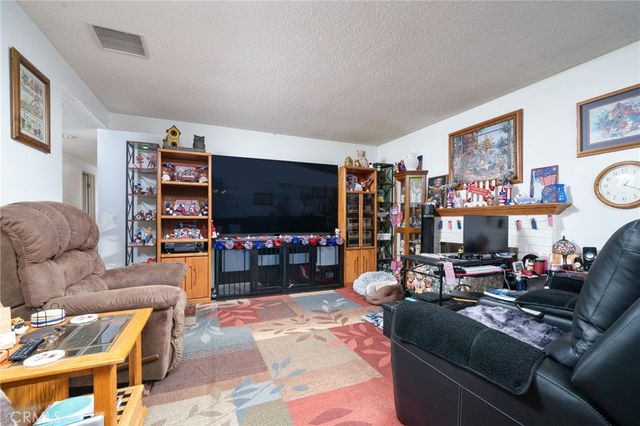 1622 Mckinley Street, San Bernardino, CA 92404