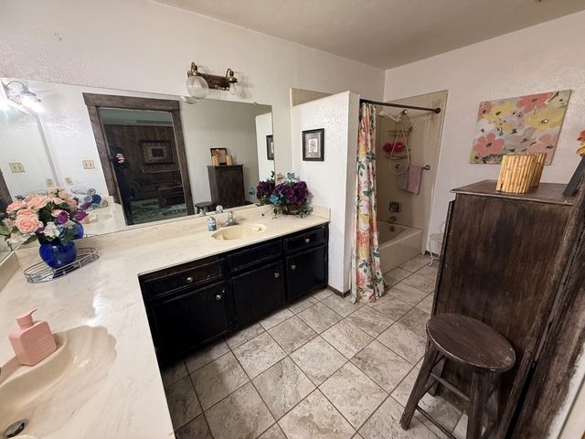 4324 W Park Row Boulevard, Corsicana, TX 75110