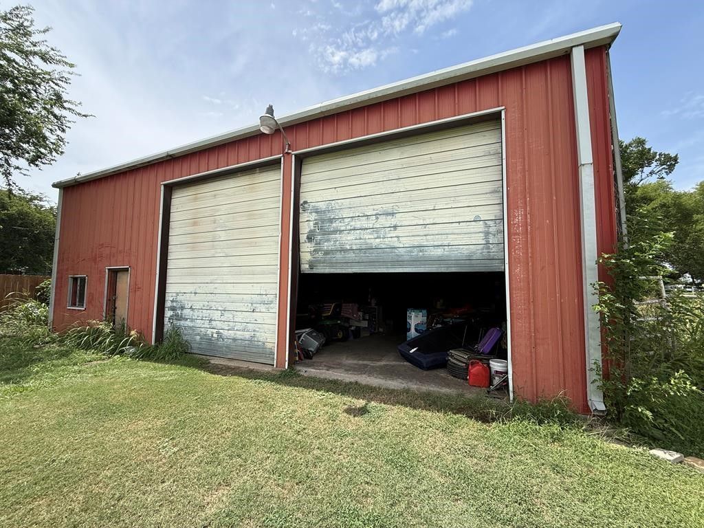 4324 W Park Row Boulevard, Corsicana, TX 75110