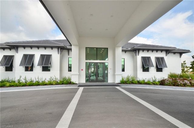 7509 Carnegie WAY, Naples, FL 34119