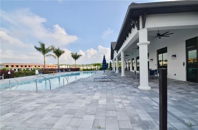7509 Carnegie WAY, Naples, FL 34119