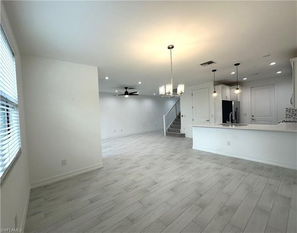 7509 Carnegie WAY, Naples, FL 34119