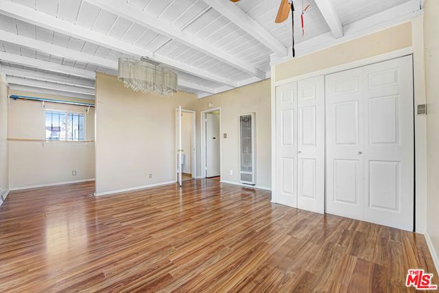9136 S Harvard Boulevard, Los Angeles, CA 90047