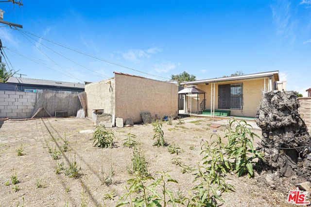 9136 S Harvard Boulevard, Los Angeles, CA 90047