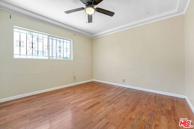 9136 S Harvard Boulevard, Los Angeles, CA 90047