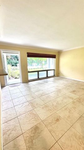 414 Seasage Drive 0030, Delray Beach, FL 33483