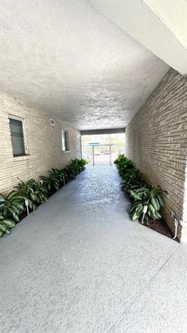 414 Seasage Drive 0030, Delray Beach, FL 33483
