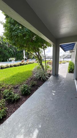 414 Seasage Drive 0030, Delray Beach, FL 33483