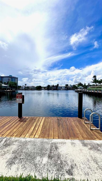 414 Seasage Drive 0030, Delray Beach, FL 33483