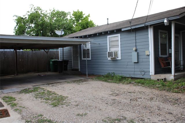 1203 Egypt Street, Houston, TX 77009