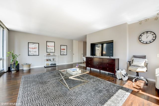 880 N LAKE SHORE Drive 14H, Chicago, IL 60611