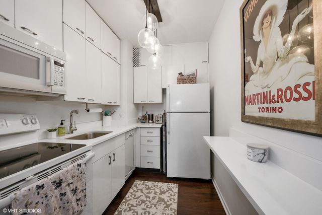 880 N LAKE SHORE Drive 14H, Chicago, IL 60611