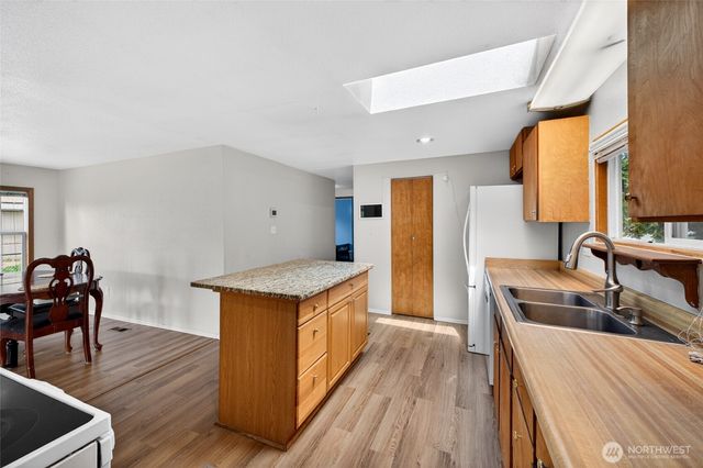 22222 133rd Street E, Bonney Lake, WA 98391