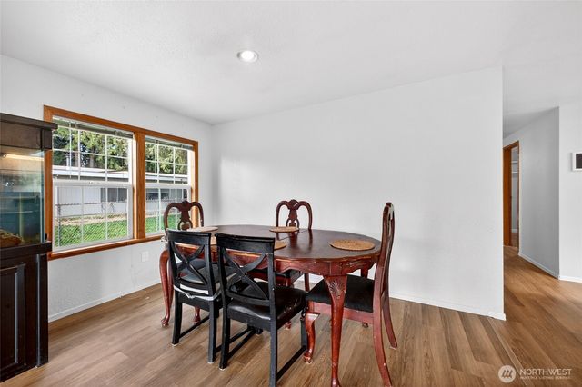 22222 133rd Street E, Bonney Lake, WA 98391