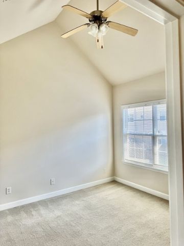 3014 New Port Valley Cir, Thompsons Station, TN 37179