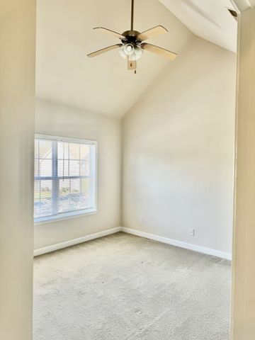3014 New Port Valley Cir, Thompsons Station, TN 37179