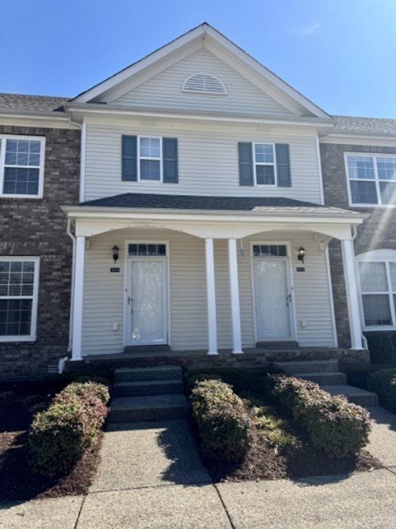 3014 New Port Valley Cir, Thompsons Station, TN 37179