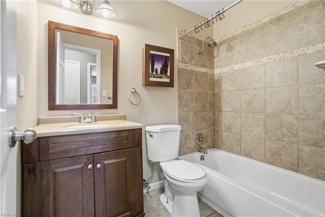 500 Jonathan CT, Virginia Beach, VA 23462