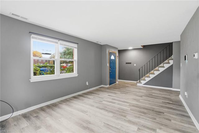 500 Jonathan CT, Virginia Beach, VA 23462