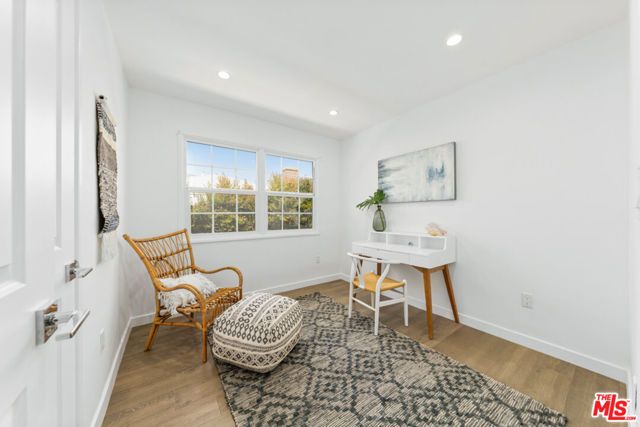 2957 Midvale Avenue, Los Angeles, CA 90064