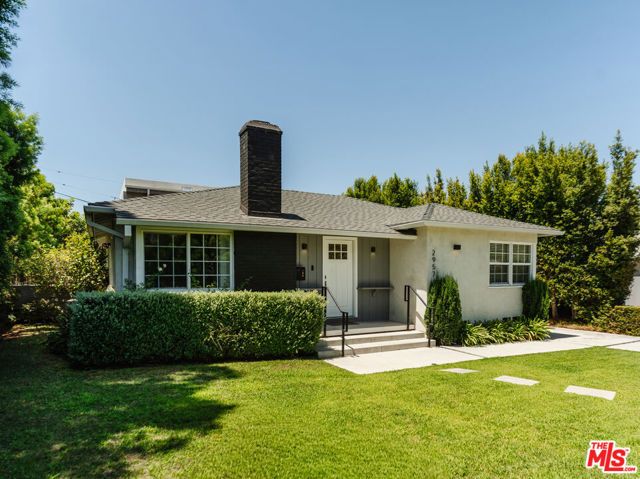2957 Midvale Avenue, Los Angeles, CA 90064