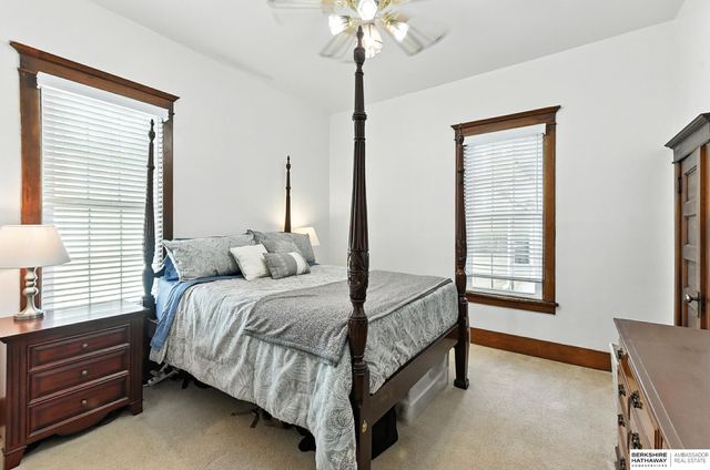 2205 F Street, Omaha, NE 68107