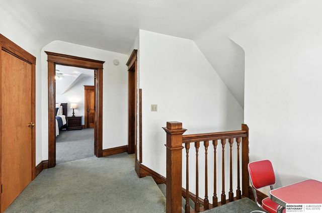 2205 F Street, Omaha, NE 68107