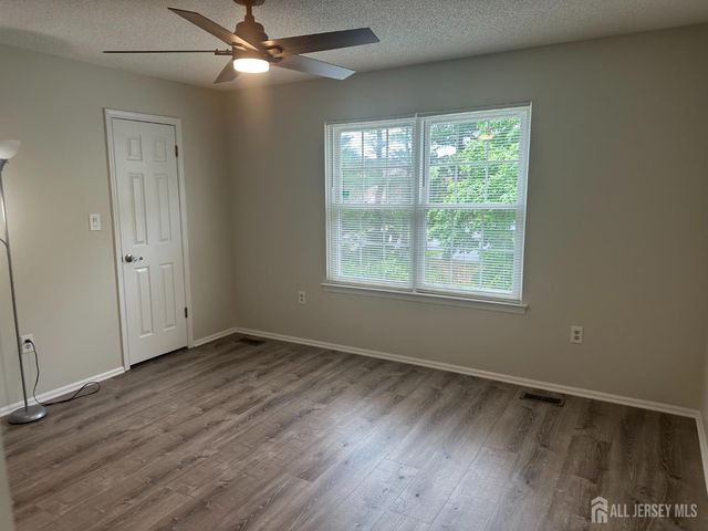 61 Goodwin Drive, North Brunswick, NJ 08902