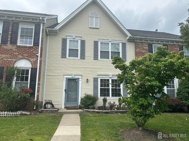 61 Goodwin Drive, North Brunswick, NJ 08902