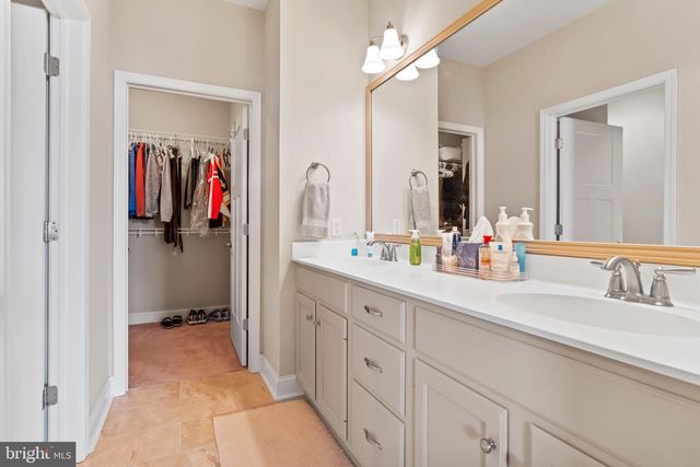 6245 RIVENDALE CT, Mechanicsburg, PA 17050