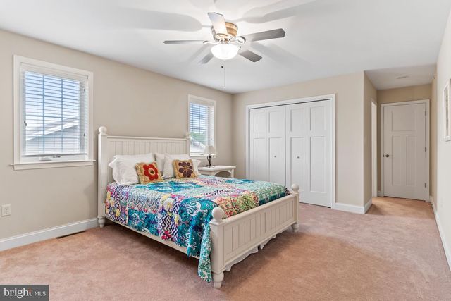 6245 RIVENDALE CT, Mechanicsburg, PA 17050