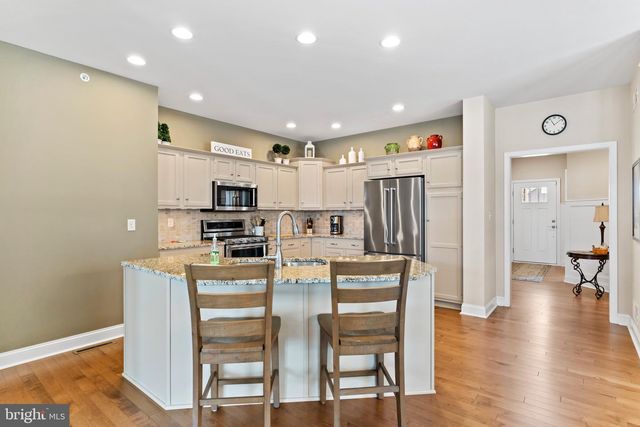 6245 RIVENDALE CT, Mechanicsburg, PA 17050