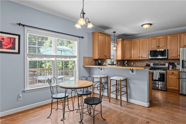5356 Graycliff Lane, Clemmons, NC 27012