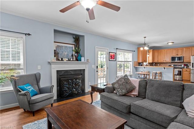 5356 Graycliff Lane, Clemmons, NC 27012