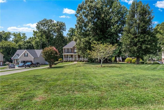 5356 Graycliff Lane, Clemmons, NC 27012