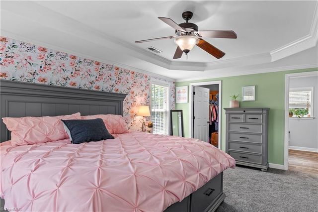 5356 Graycliff Lane, Clemmons, NC 27012