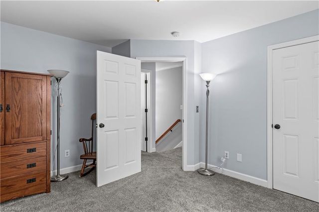 5356 Graycliff Lane, Clemmons, NC 27012