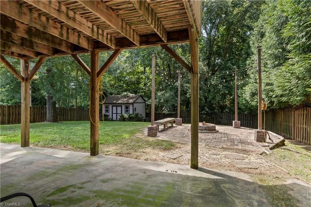 5356 Graycliff Lane, Clemmons, NC 27012