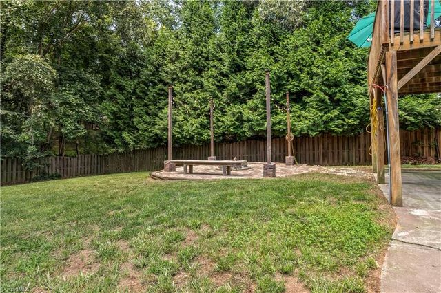 5356 Graycliff Lane, Clemmons, NC 27012