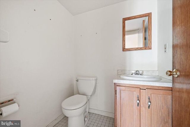 1902 W WALNUT ST W, Allentown, PA 18104