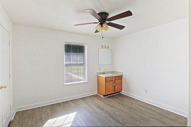 702 Honeysuckle Hills Court, Redfield, AR 72132