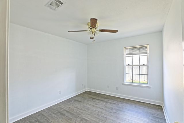 702 Honeysuckle Hills Court, Redfield, AR 72132