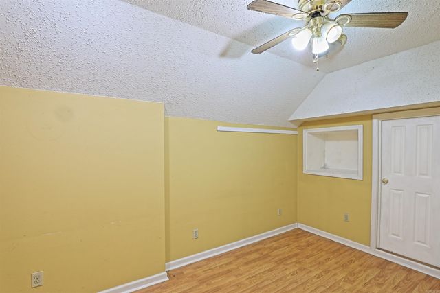 702 Honeysuckle Hills Court, Redfield, AR 72132