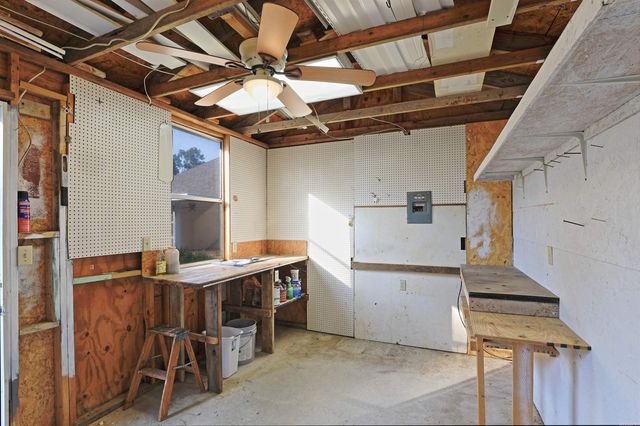 702 Honeysuckle Hills Court, Redfield, AR 72132